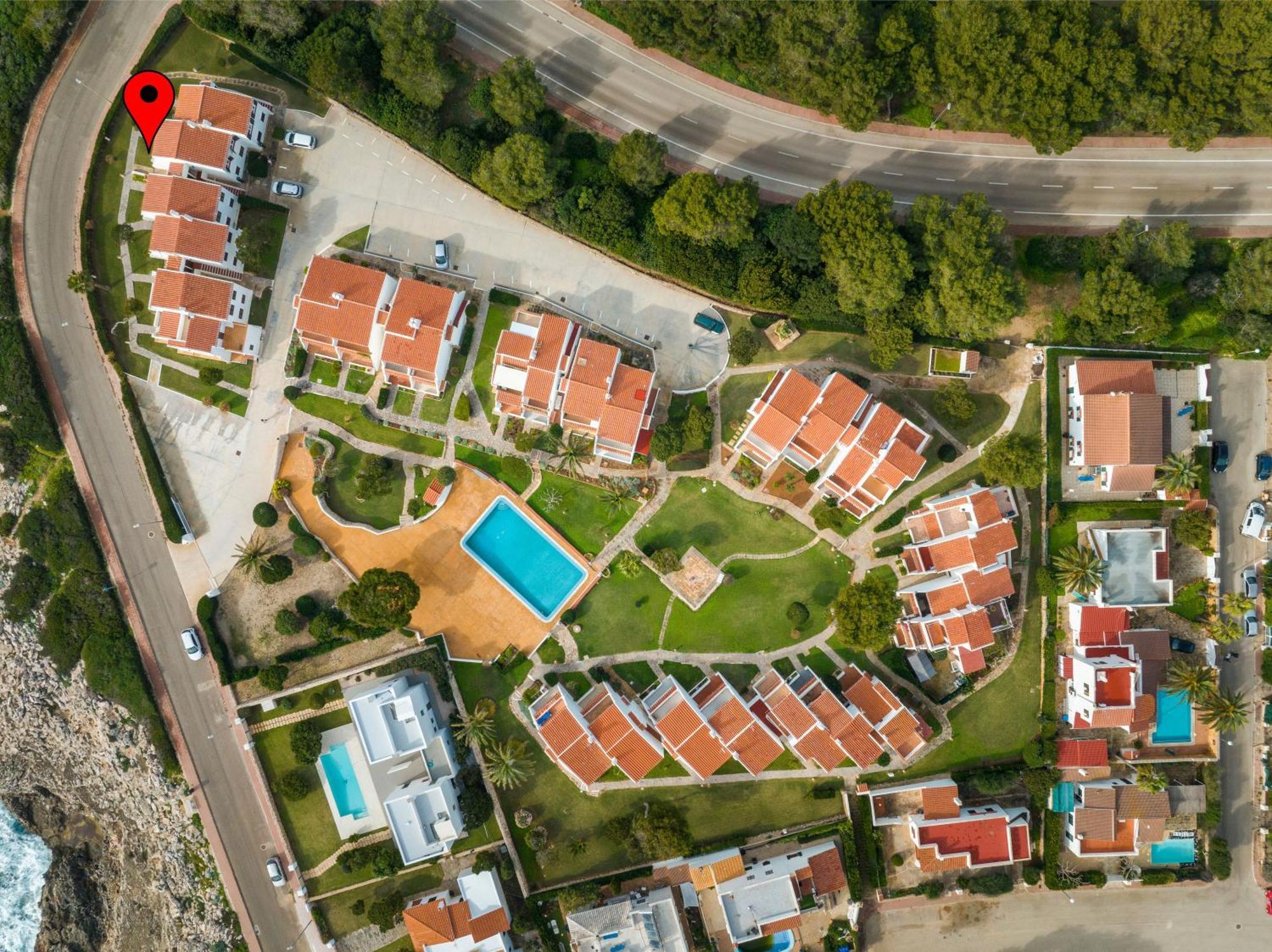 Vista Faro-Apartamento Con Balcon Que Mira Al Mar Cala en Bosch Luaran gambar